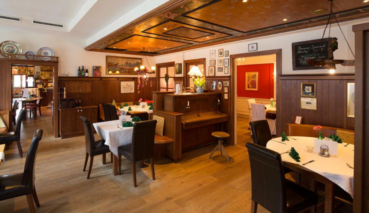 Hotel Gasthof Koenig Kremsmunster Bagian luar foto